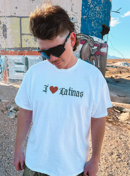 “I ❤️ Latinas” Tee